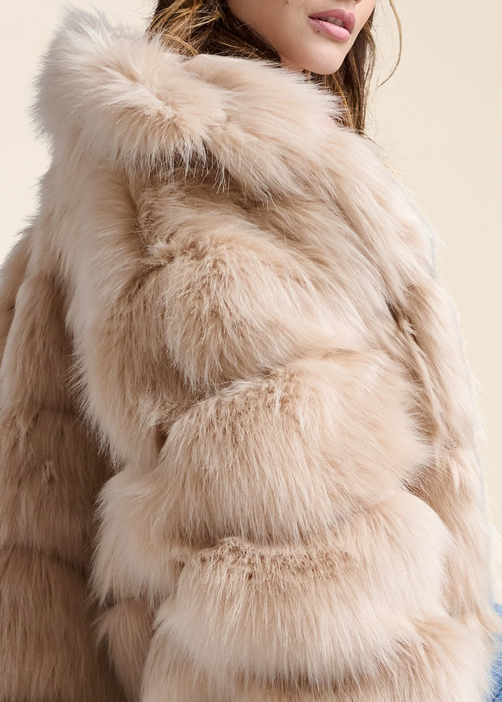 Luxe Tiered Faux Fur Coat - Light Brown - Image 4