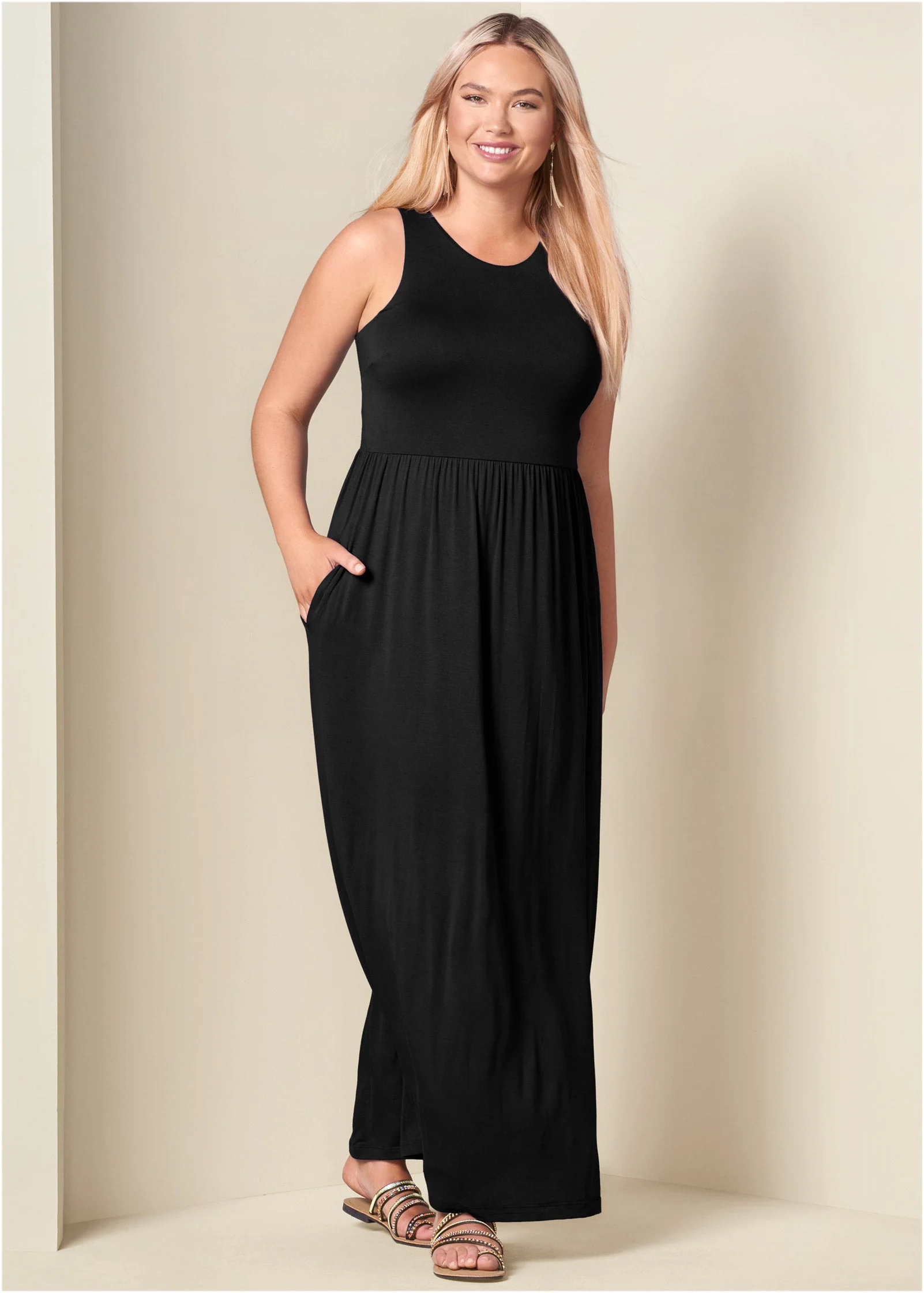 Maxi Dress With Pockets - Black - Image 4