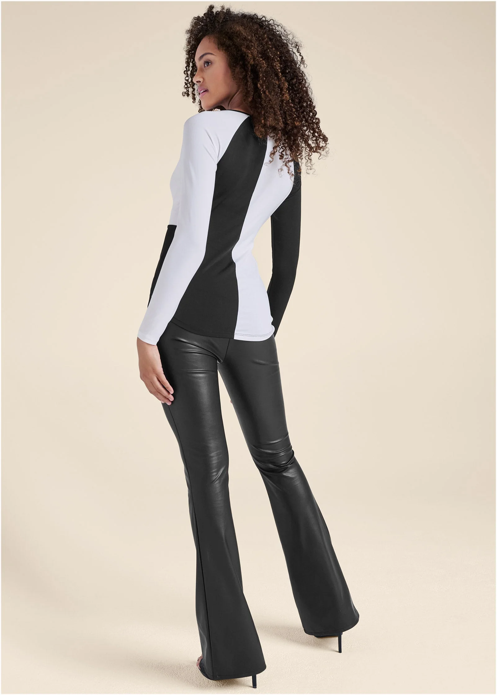 Color Block Chain Neck Top - Black & White - Image 3