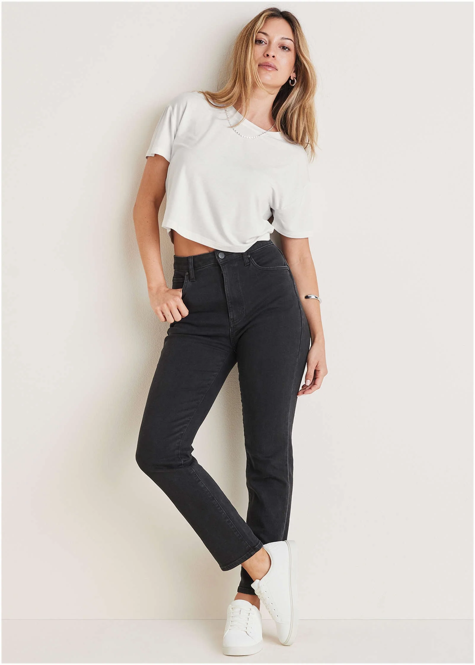 Audrey Straight Leg Jeans - Black Wash