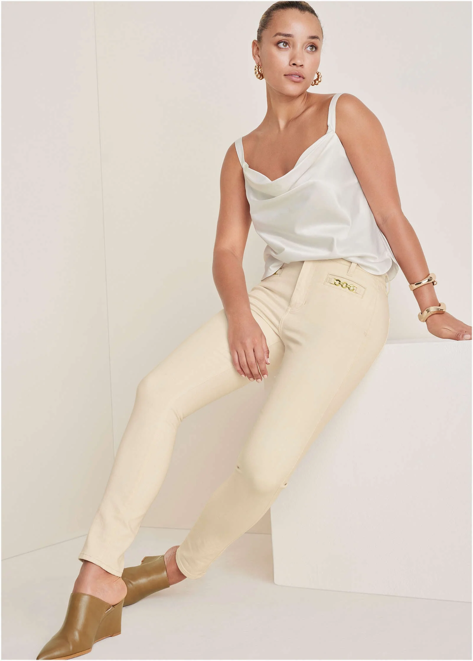 Slim Leg Jeans - Natural Wash - Image 7