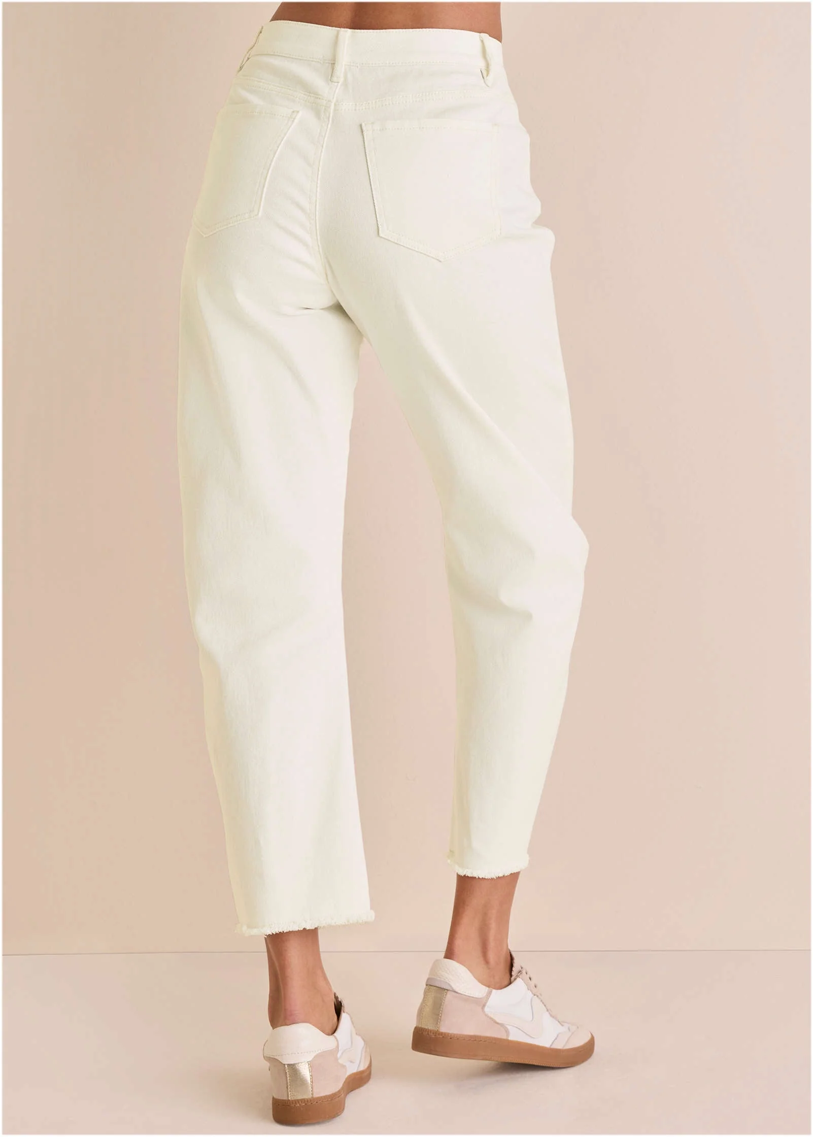 Barrel Leg Jean - Off White - Image 3