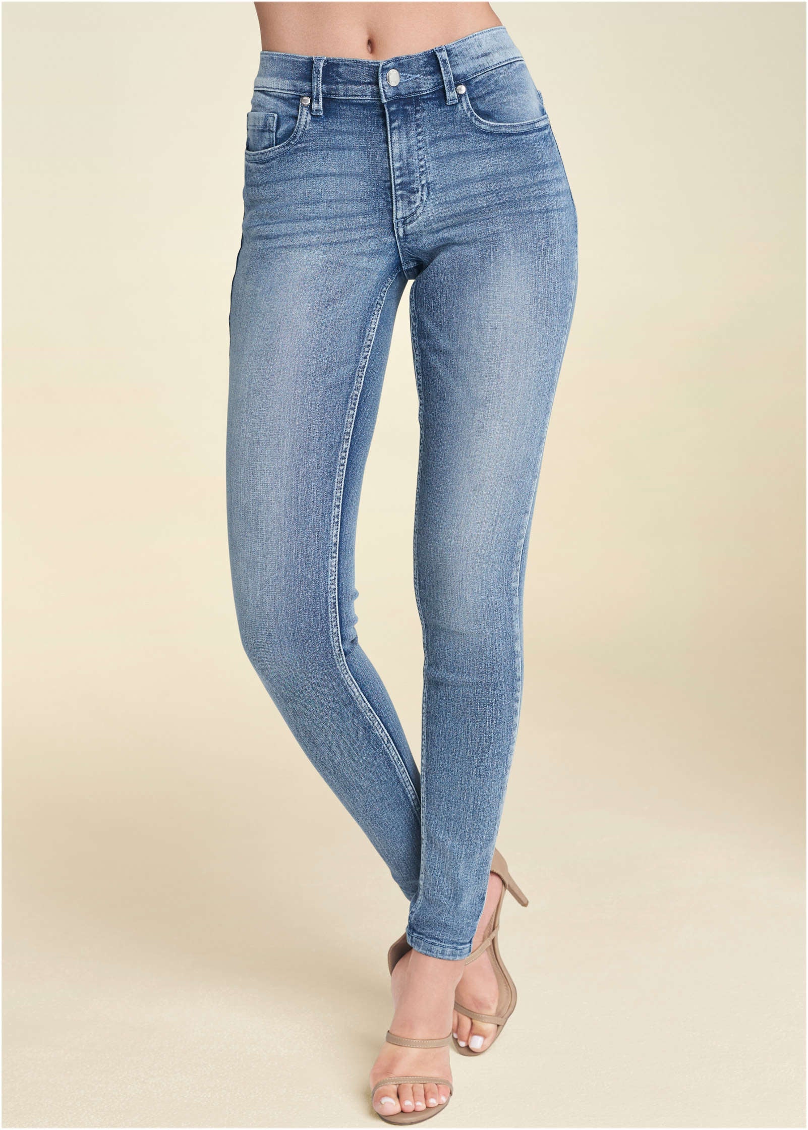 Heidi Skinny Jeans - Light Wash - Image 2