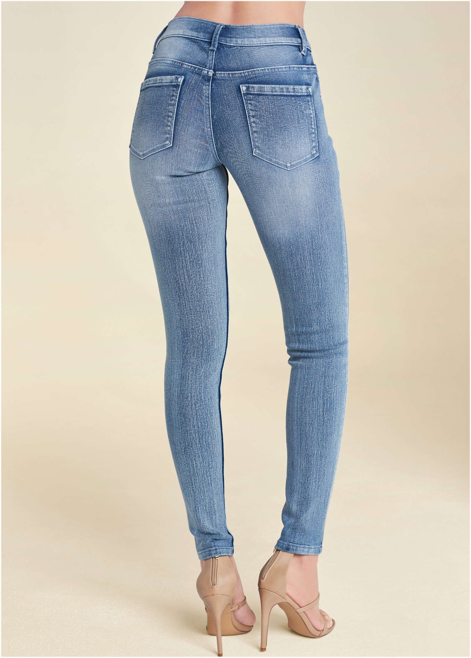 Heidi Skinny Jeans - Light Wash - Image 3