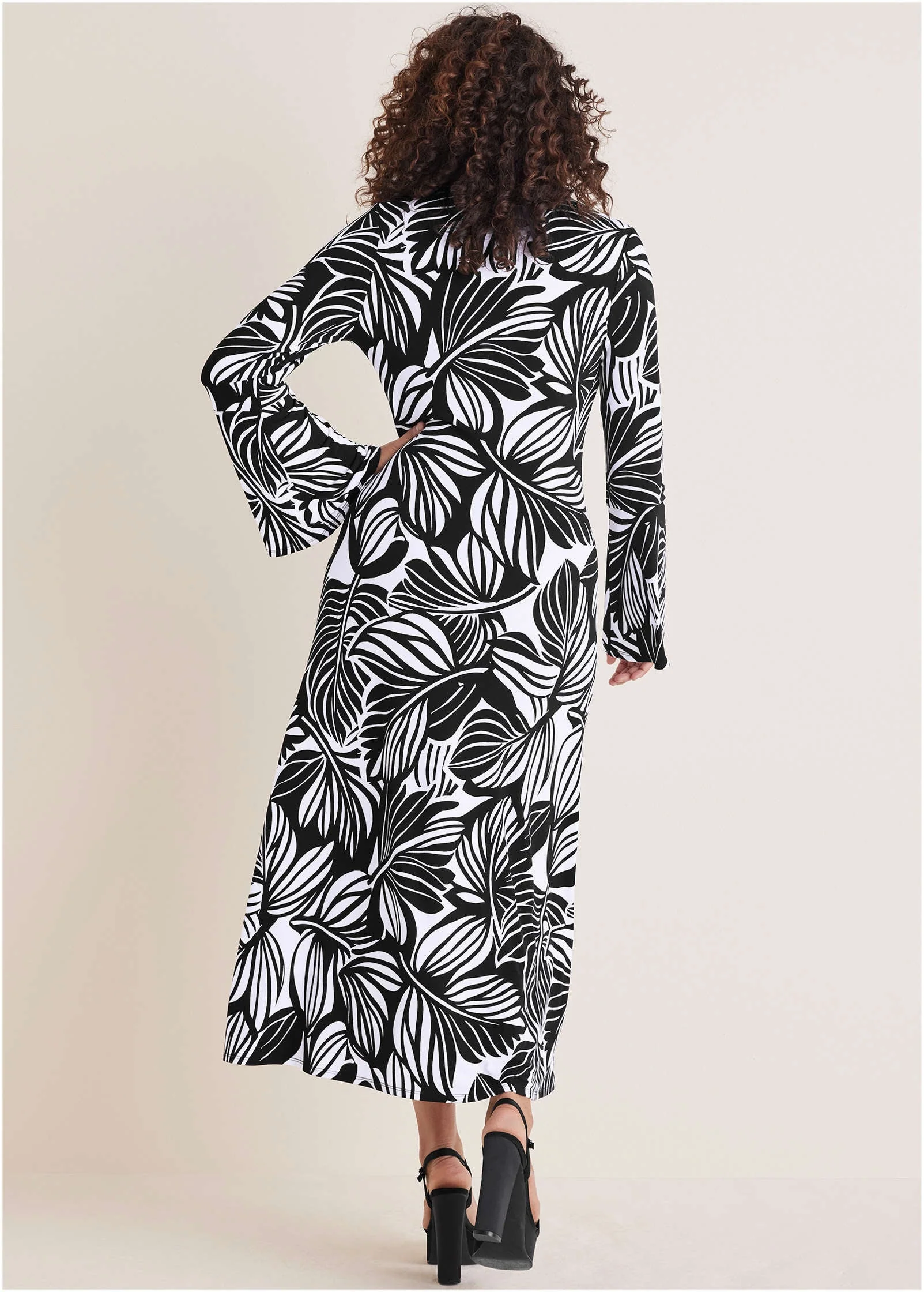 Button Front Maxi - Black Contrast Bold Leaves - Image 3