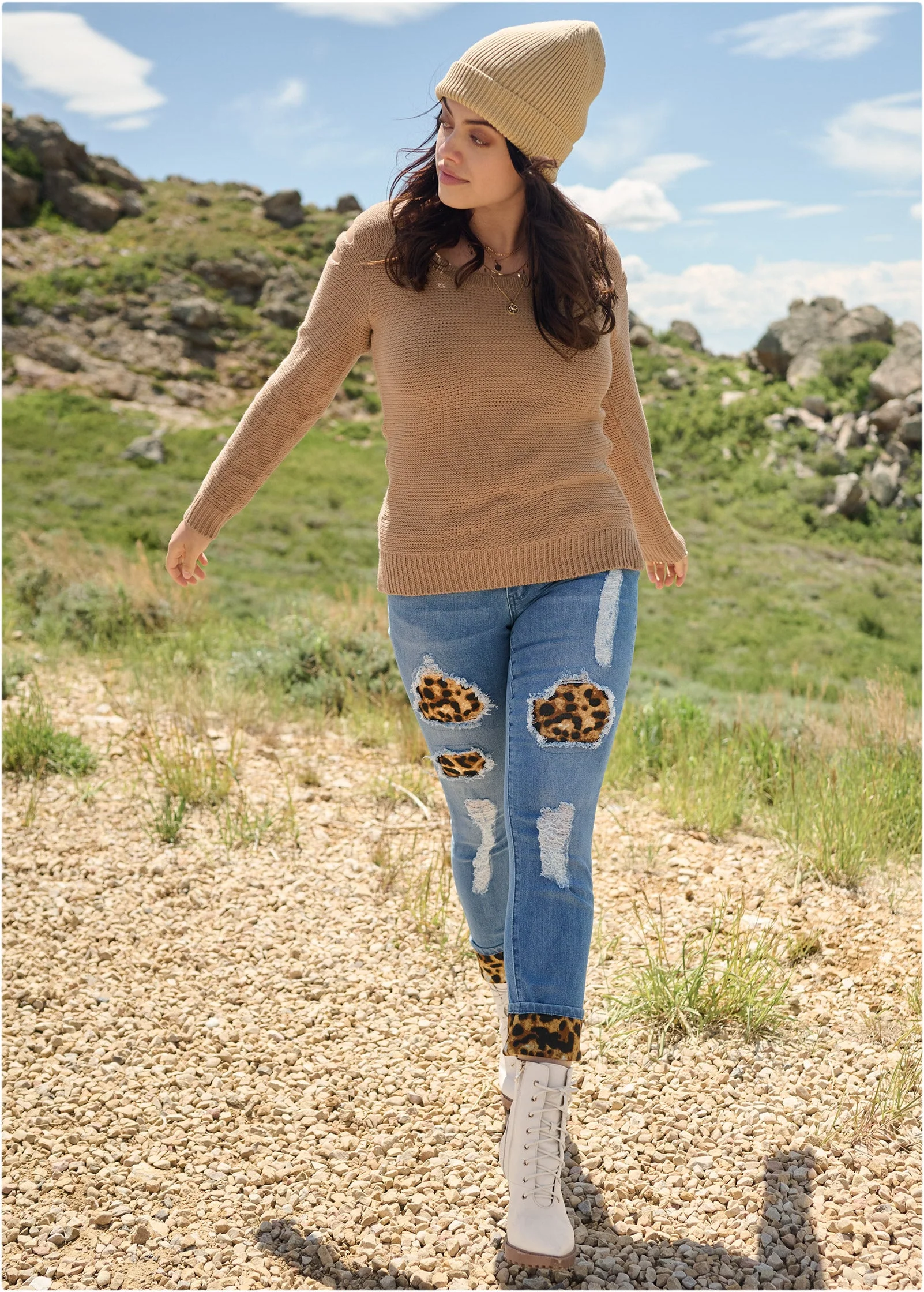 Leopard Cuffed Jeans - Light Wash - Image 13