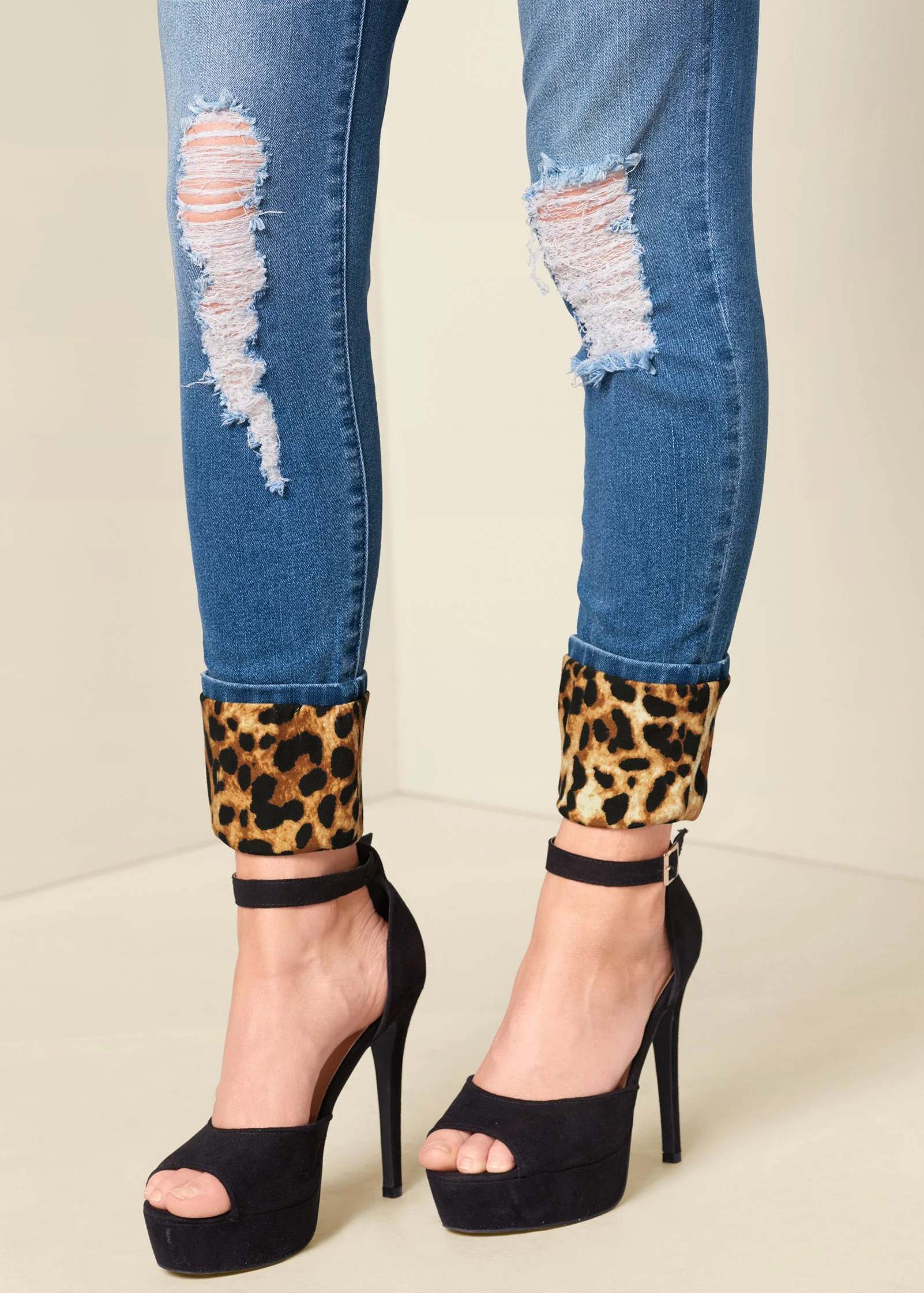 Leopard Cuffed Jeans - Light Wash - Image 6